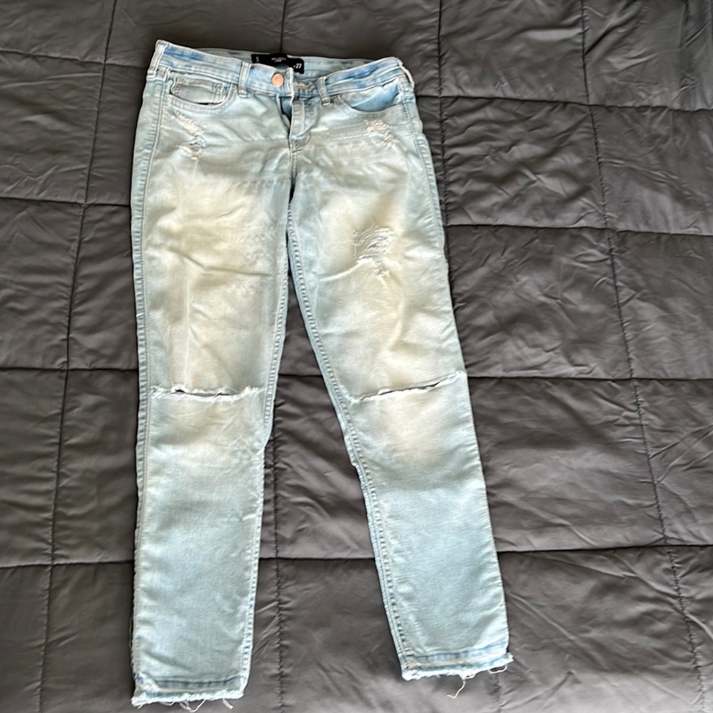 Hollister crop jeans